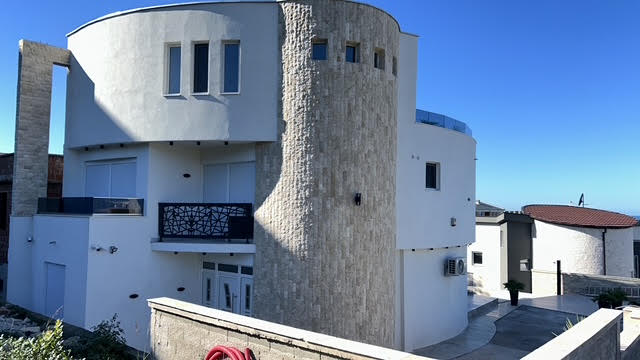 Luksuzna Vila Utjeha