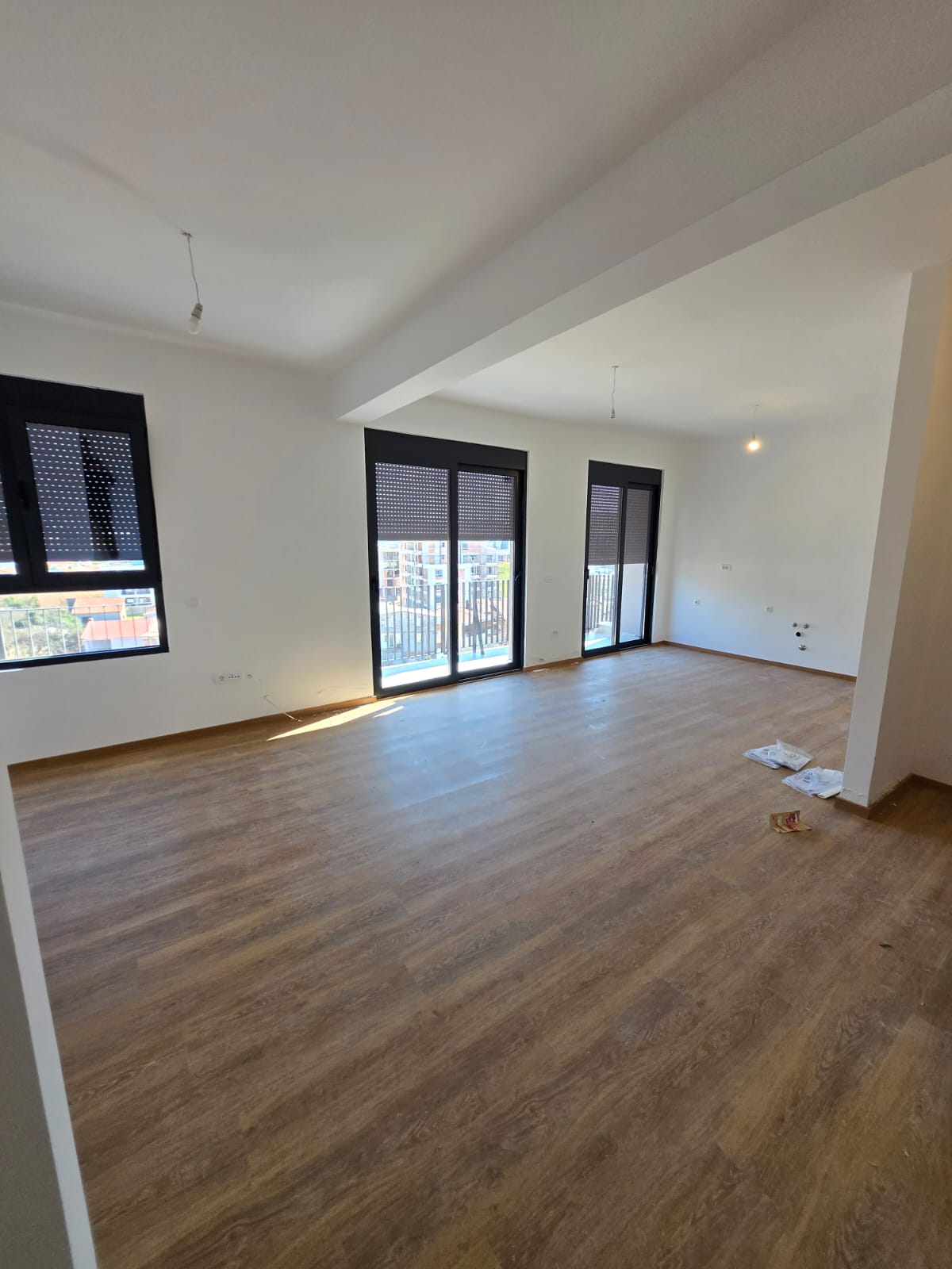 Trosoban stan 86 m² – 6. sprat, preko puta Lakovića